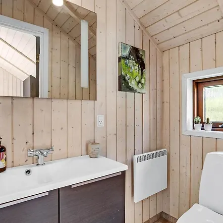 Prázdninový dům Amazing In With Sauna *