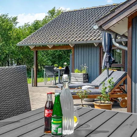 Feriehus Amazing In With Sauna