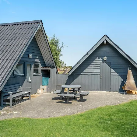 Amazing In With Sauna Feriehus *