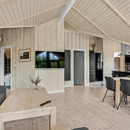 Amazing In With Sauna